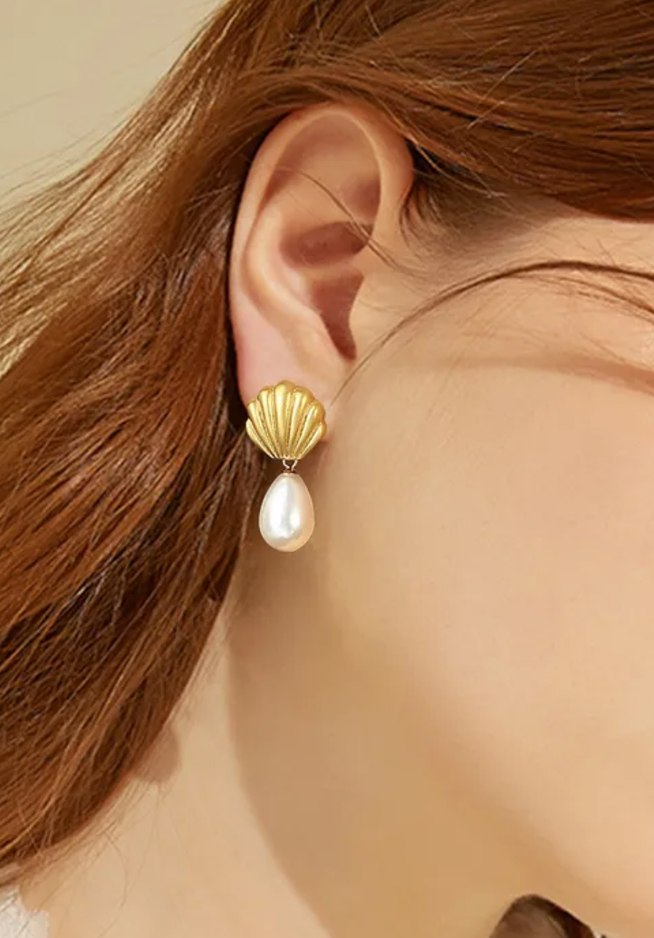 Earrings Pearl Shell Drop 18K GP (ER3)